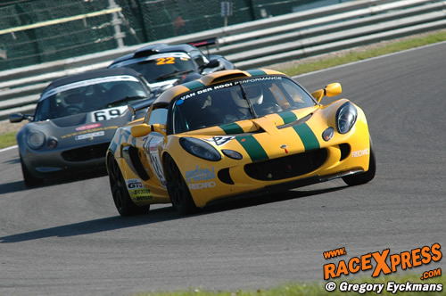 Willem van der Kooi oppermachtig Europees Kampioen Lotus Cup Europe